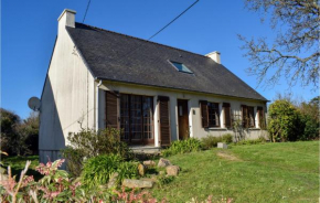 Amazing home in Perros Guirec with WiFi and 3 Bedrooms